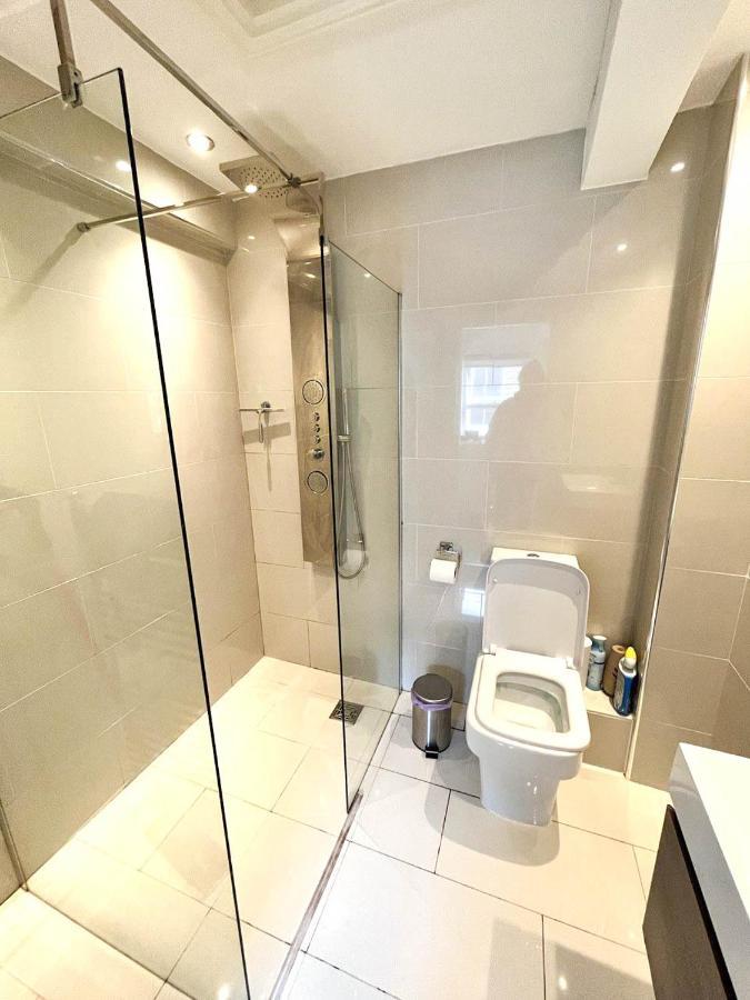 Modern 1 Bedroom Flat Close To Vauxhall Londres Extérieur photo